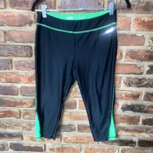 Avia Black & Neon Green Athletic Capri Leggings Women's Size Small